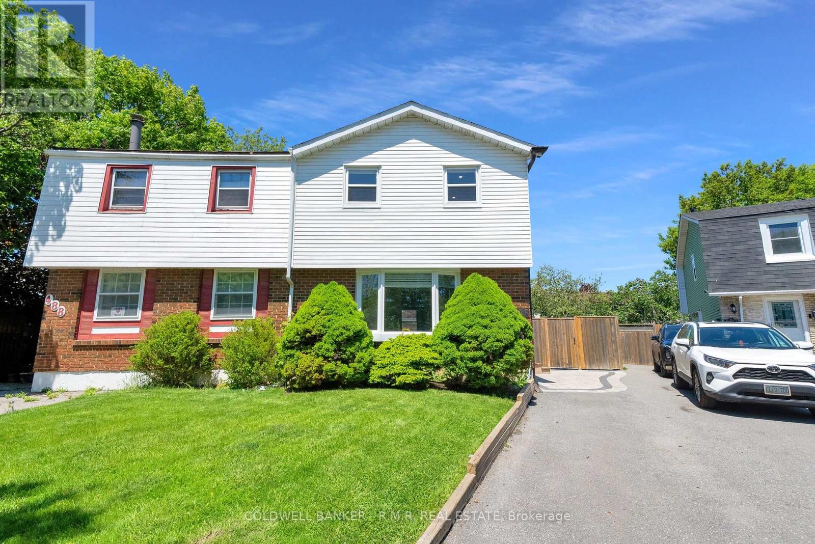 486 Neptune Court, Oshawa (Lakeview), Ontario  L1J 6E1 - Photo 3 - E12209064