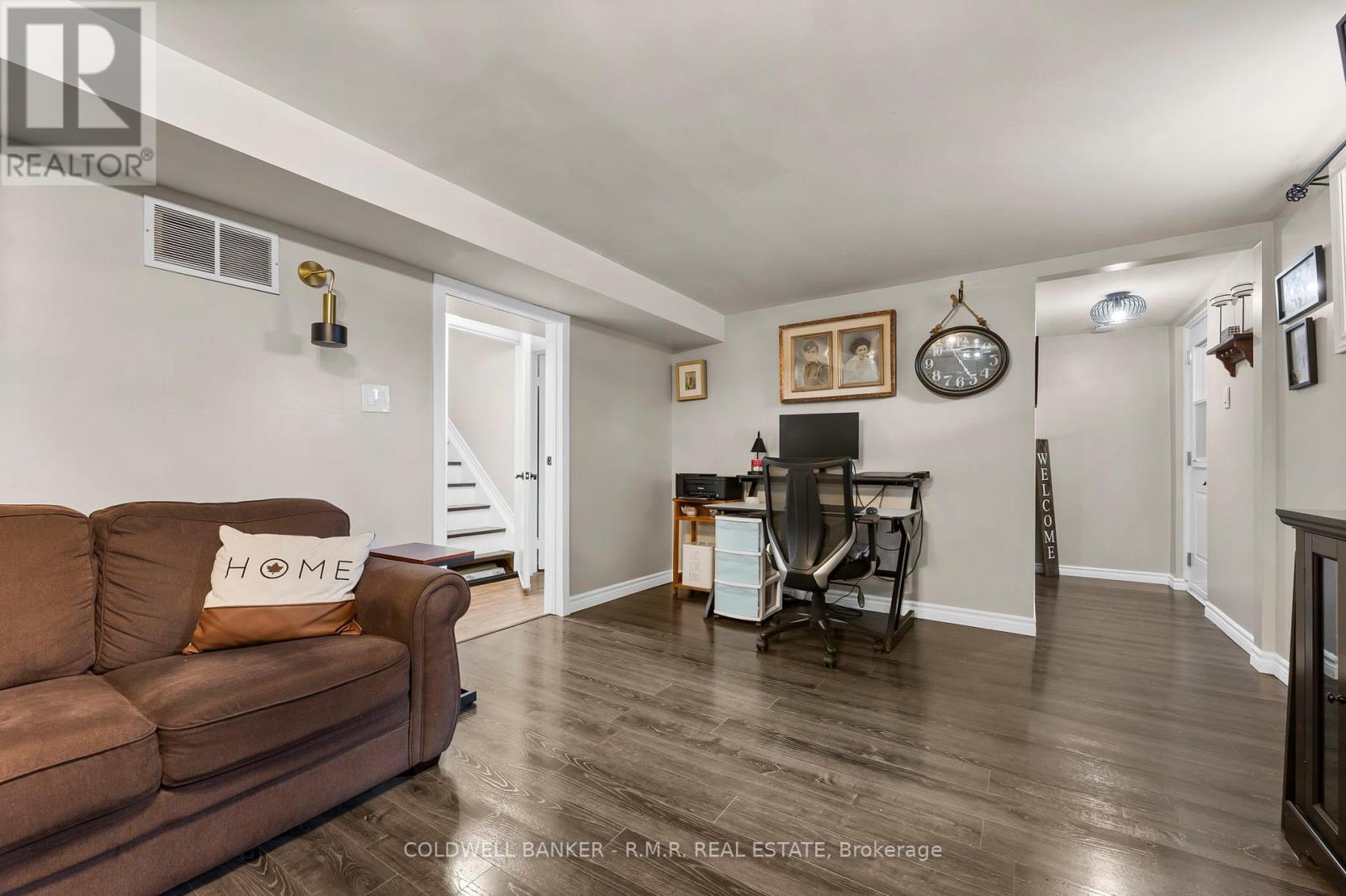 21 Parkway Crescent, Clarington (Bowmanville), Ontario  L1C 1B9 - Photo 21 - E12209144