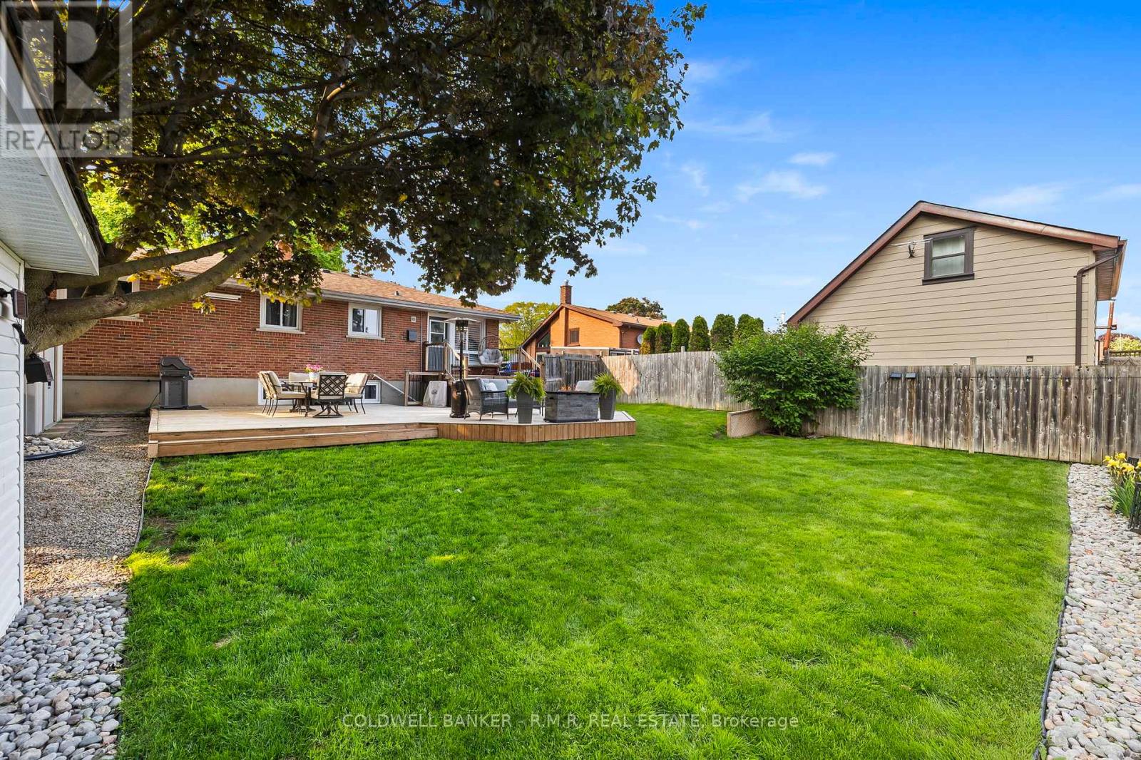 21 Parkway Crescent, Clarington (Bowmanville), Ontario  L1C 1B9 - Photo 33 - E12209144