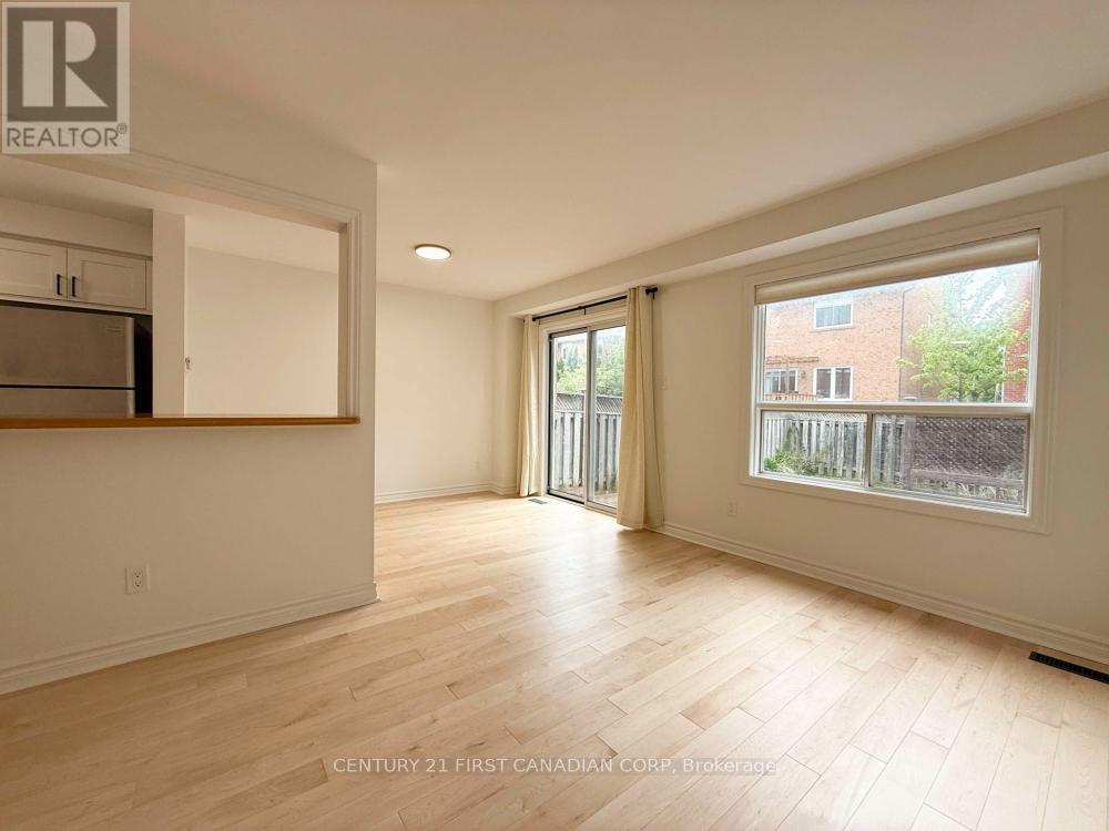 3841 Craighurst Avenue, Mississauga (Lisgar), Ontario  L5N 6V6 - Photo 3 - W12209160