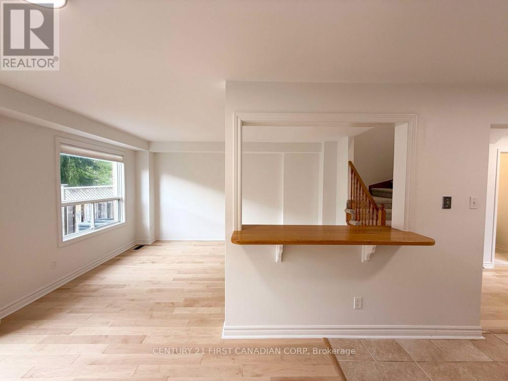 3841 Craighurst Avenue, Mississauga (Lisgar), Ontario  L5N 6V6 - Photo 5 - W12209160