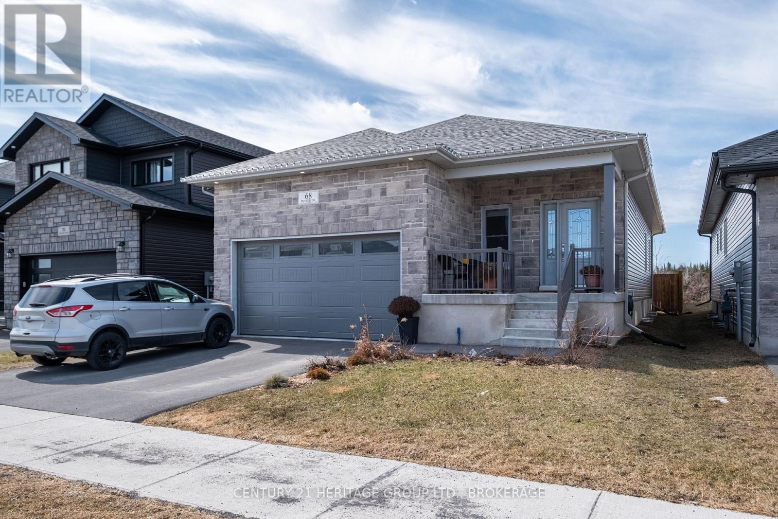 68 POTTER DRIVE, loyalist (odessa), Ontario