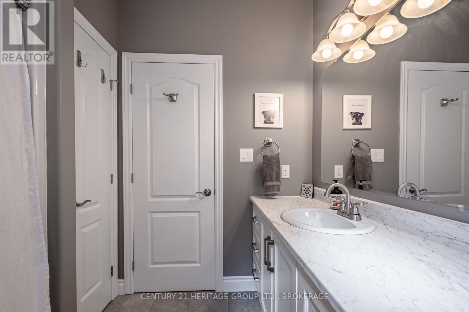68 Potter Drive, Loyalist (Odessa), Ontario  K0H 2H0 - Photo 20 - X12209128