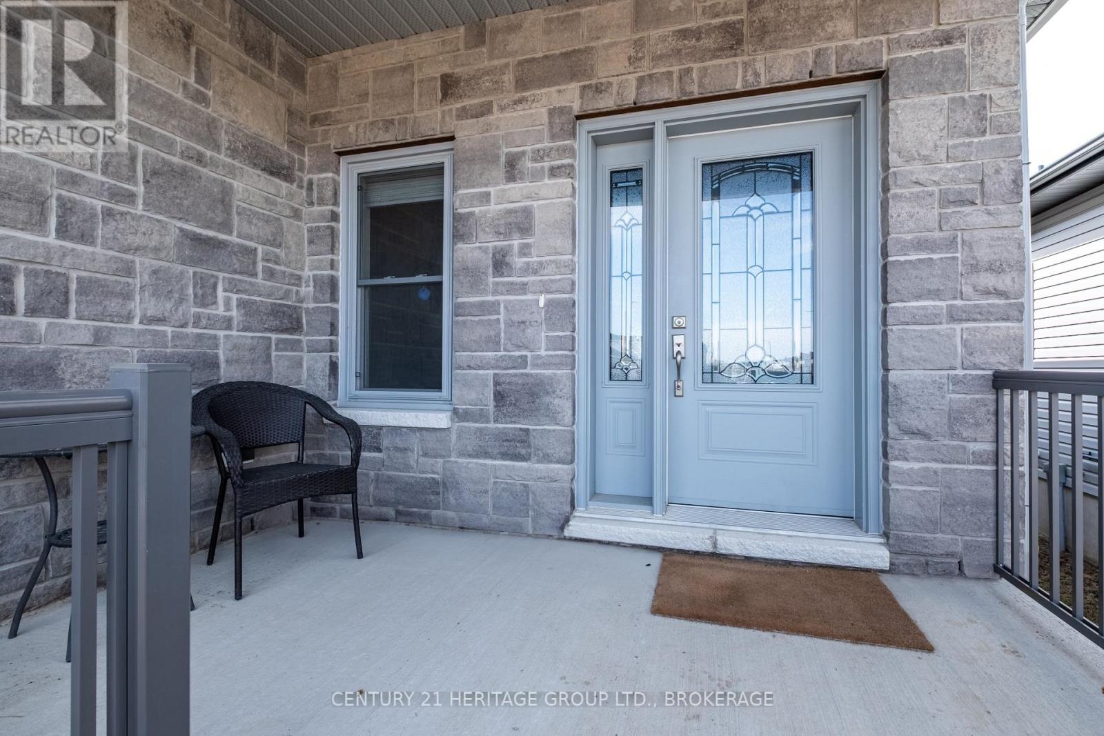 68 Potter Drive, Loyalist (Odessa), Ontario  K0H 2H0 - Photo 7 - X12209128