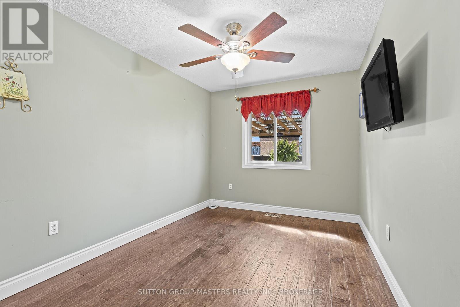 95 Nicholson Crescent, Loyalist (Amherstview), Ontario  K7N 1W9 - Photo 20 - X12209133