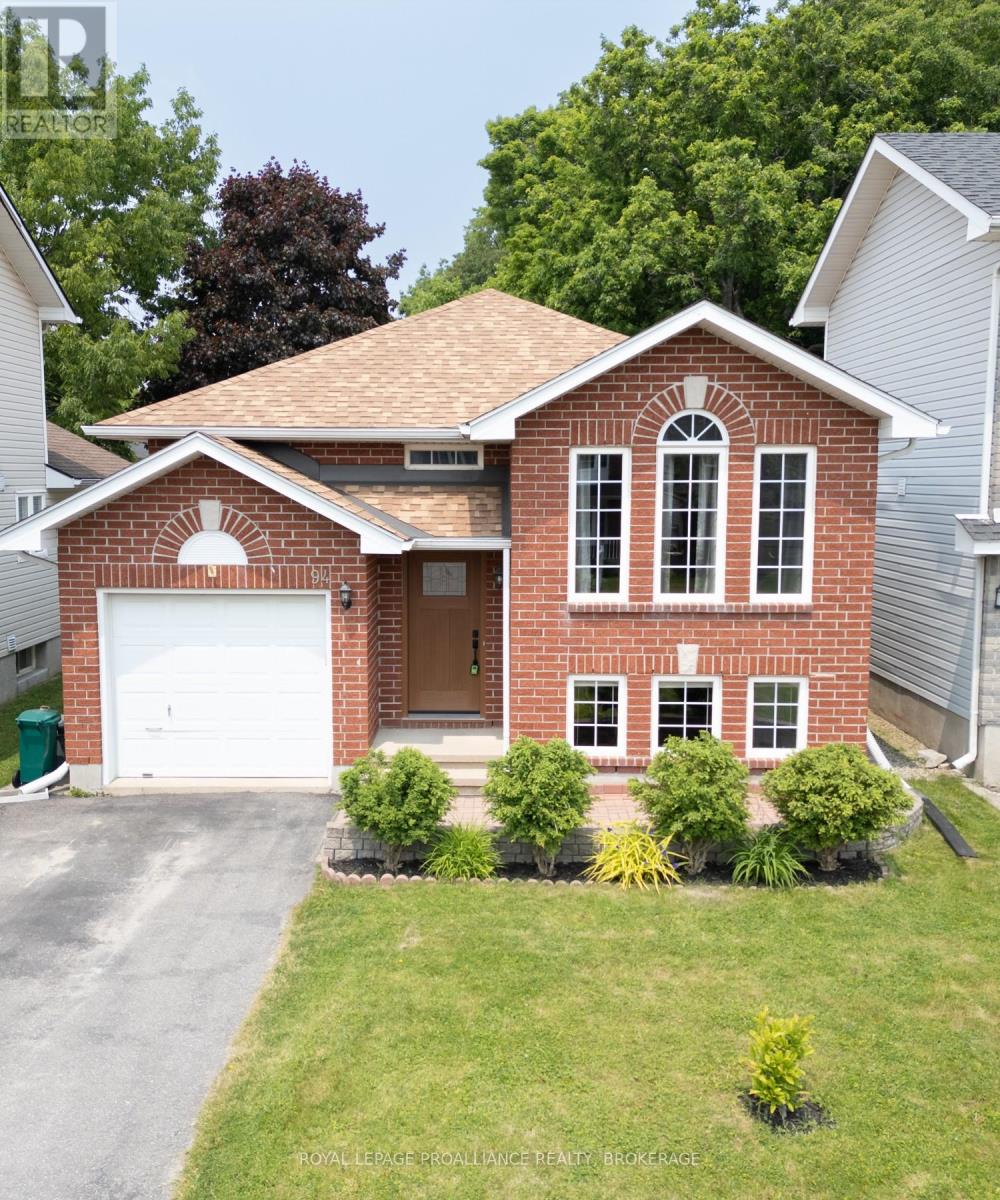 94 DALGLEISH AVENUE, kingston (kingston east (incl barret crt)), Ontario