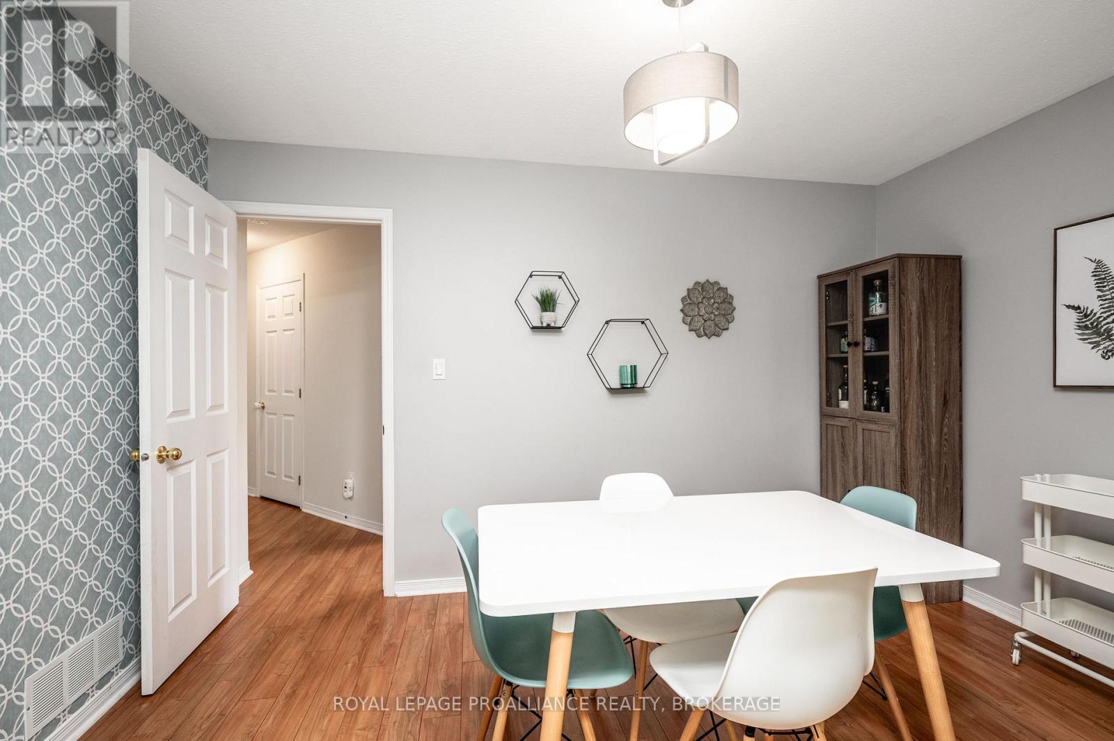 94 Dalgleish Avenue, Kingston (Kingston East (Incl Barret Crt)), Ontario  K7K 7E1 - Photo 23 - X12209189
