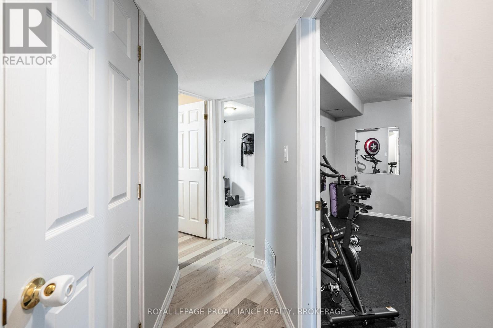 94 Dalgleish Avenue, Kingston (Kingston East (Incl Barret Crt)), Ontario  K7K 7E1 - Photo 32 - X12209189
