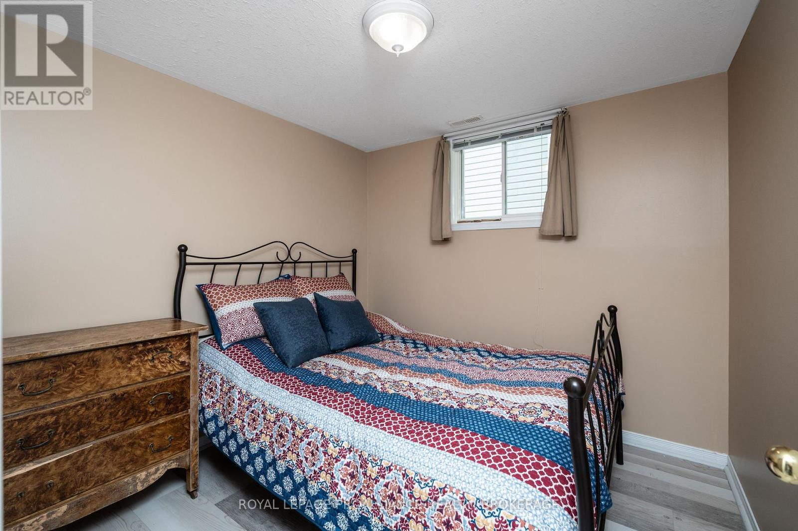 94 Dalgleish Avenue, Kingston (Kingston East (Incl Barret Crt)), Ontario  K7K 7E1 - Photo 36 - X12209189