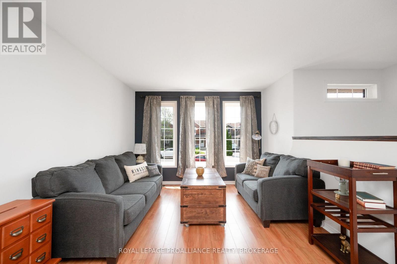 94 Dalgleish Avenue, Kingston (Kingston East (Incl Barret Crt)), Ontario  K7K 7E1 - Photo 7 - X12209189