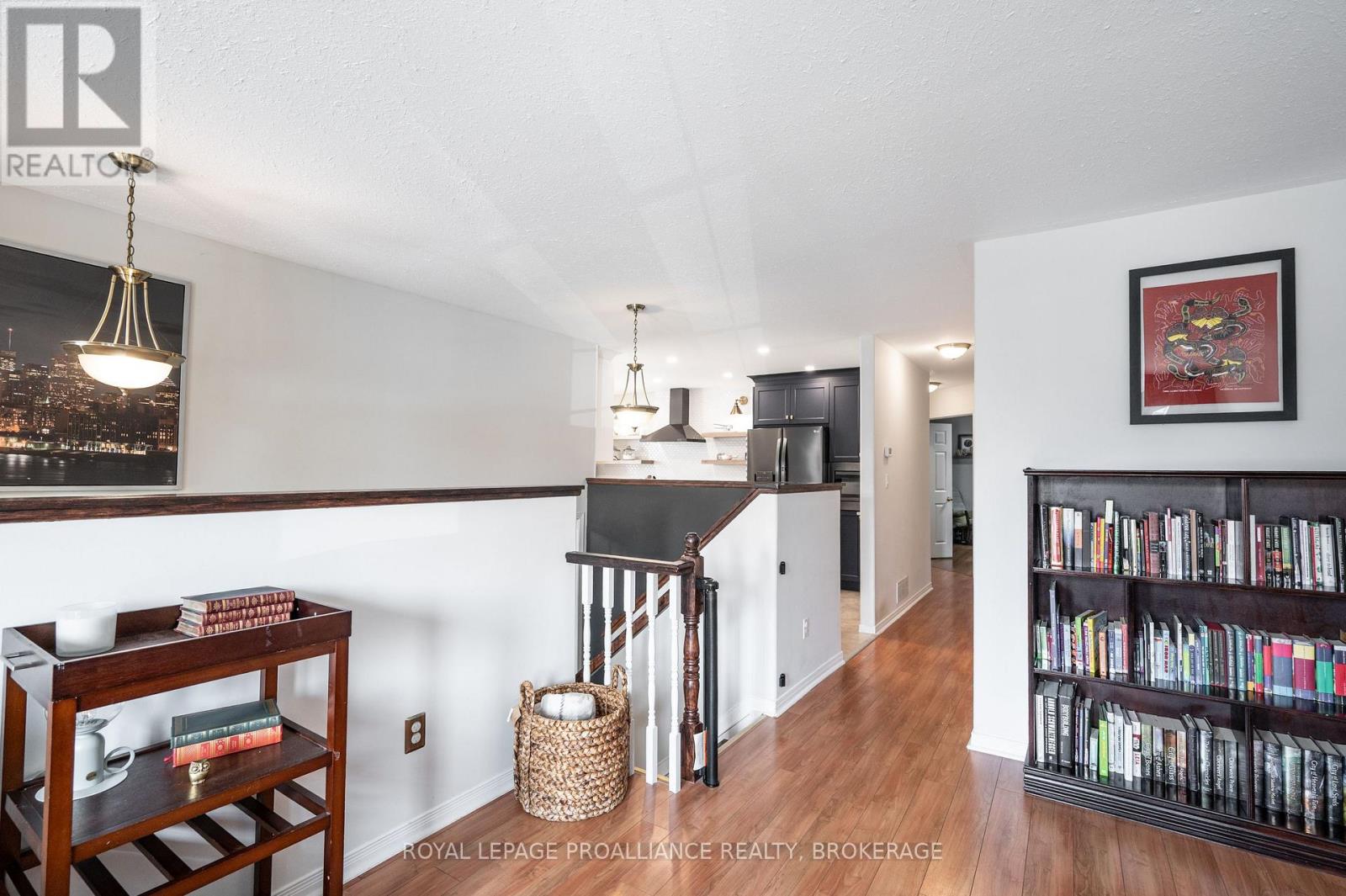 94 Dalgleish Avenue, Kingston (Kingston East (Incl Barret Crt)), Ontario  K7K 7E1 - Photo 8 - X12209189