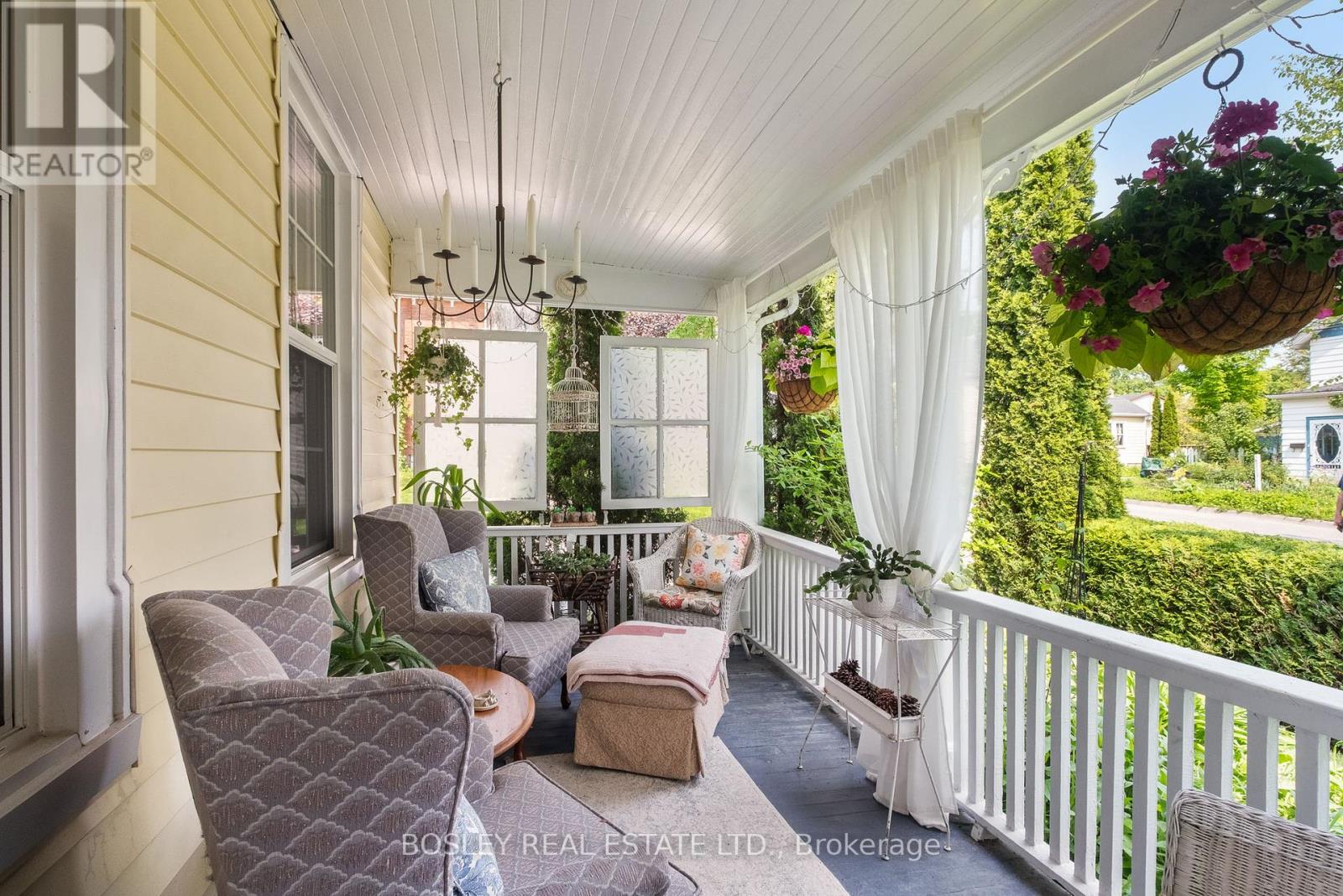 38 Bloomsgrove Avenue, Port Hope, Ontario  L1A 1X4 - Photo 4 - X12209104