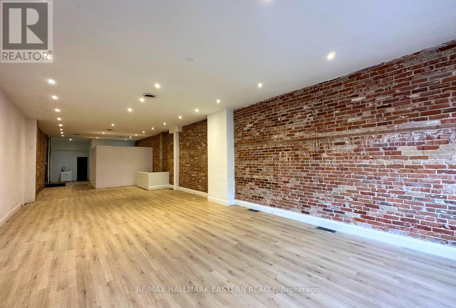 426 George Street N, Peterborough Central (North), Ontario  K9H 3R5 - Photo 1 - X12209123