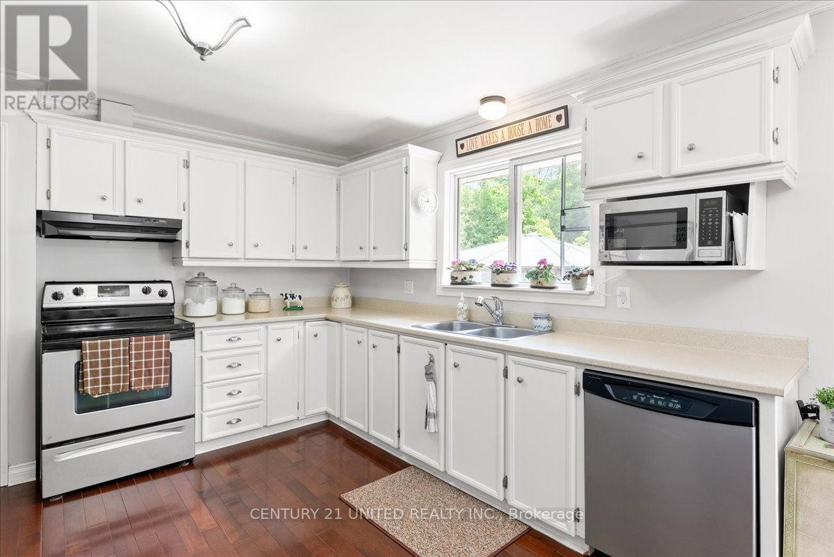 111 Robert Road, Asphodel-Norwood (Norwood), Ontario  K0L 2V0 - Photo 13 - X12209159