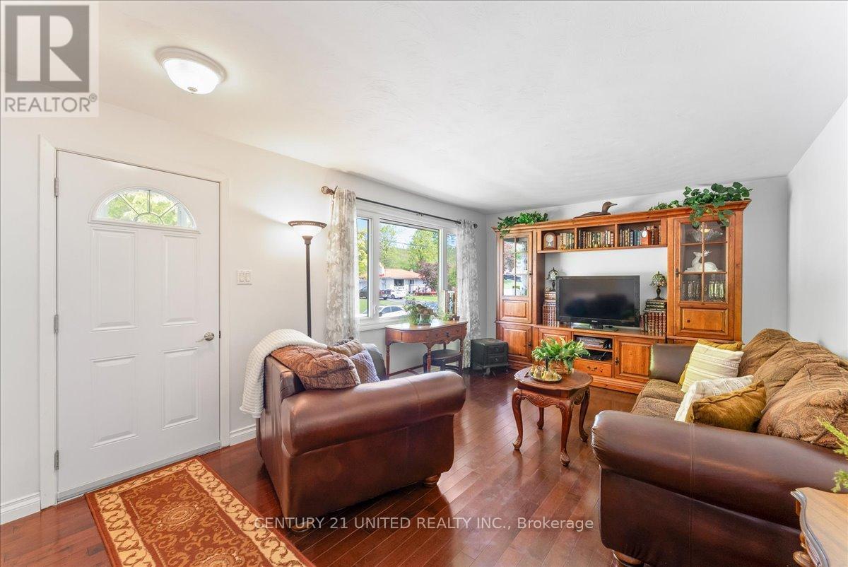 111 Robert Road, Asphodel-Norwood (Norwood), Ontario  K0L 2V0 - Photo 6 - X12209159