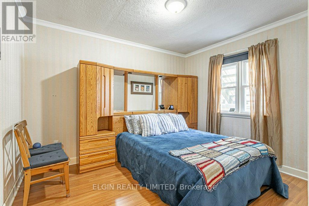 92 Hincks Street, St. Thomas, Ontario  N5R 3P2 - Photo 15 - X12208992