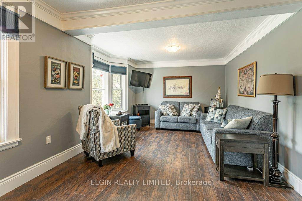 92 Hincks Street, St. Thomas, Ontario  N5R 3P2 - Photo 17 - X12208992