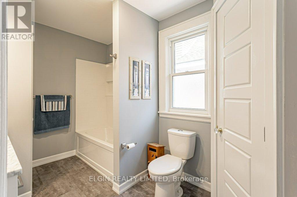92 Hincks Street, St. Thomas, Ontario  N5R 3P2 - Photo 19 - X12208992