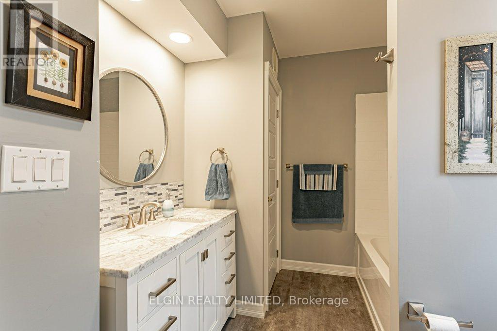 92 Hincks Street, St. Thomas, Ontario  N5R 3P2 - Photo 20 - X12208992