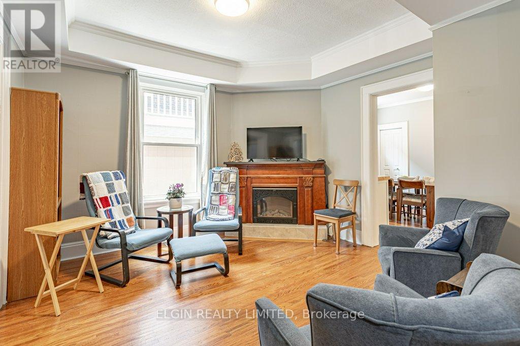 92 Hincks Street, St. Thomas, Ontario  N5R 3P2 - Photo 7 - X12208992