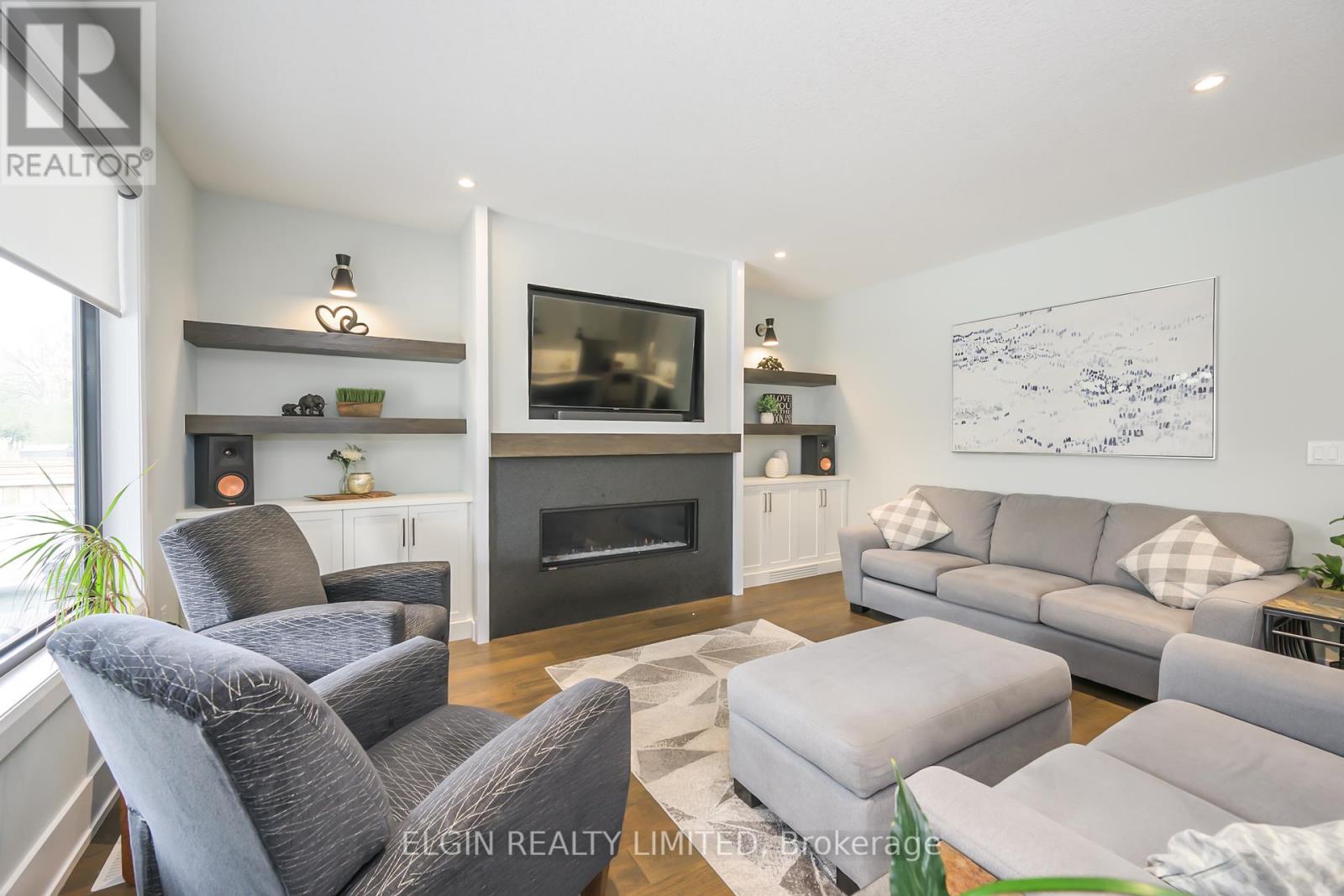 107 Optimist Drive, Southwold (Talbotville), Ontario  N5P 0G2 - Photo 20 - X12209131