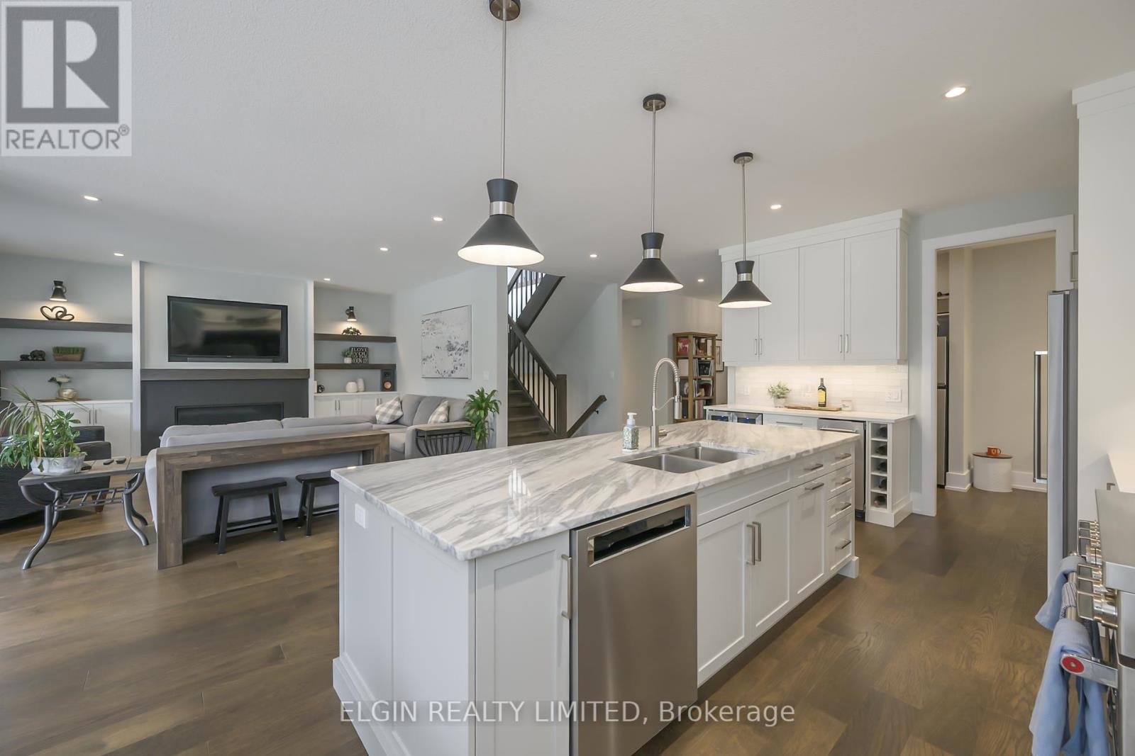 107 Optimist Drive, Southwold (Talbotville), Ontario  N5P 0G2 - Photo 24 - X12209131