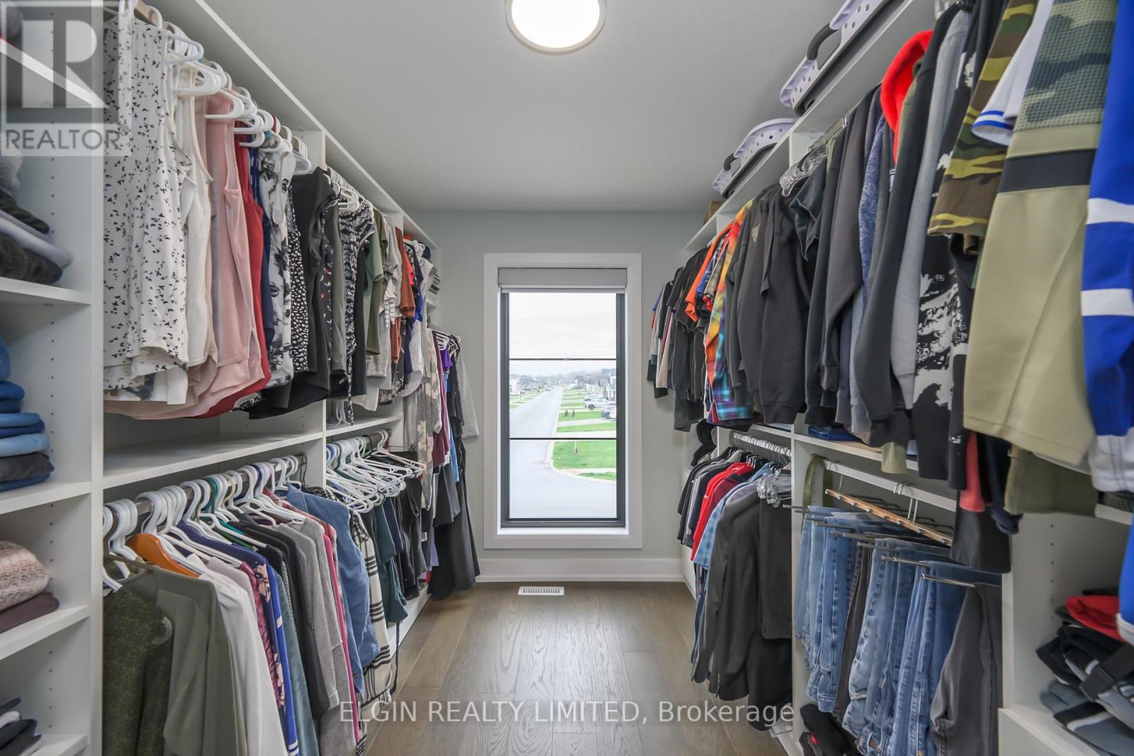 107 Optimist Drive, Southwold (Talbotville), Ontario  N5P 0G2 - Photo 37 - X12209131