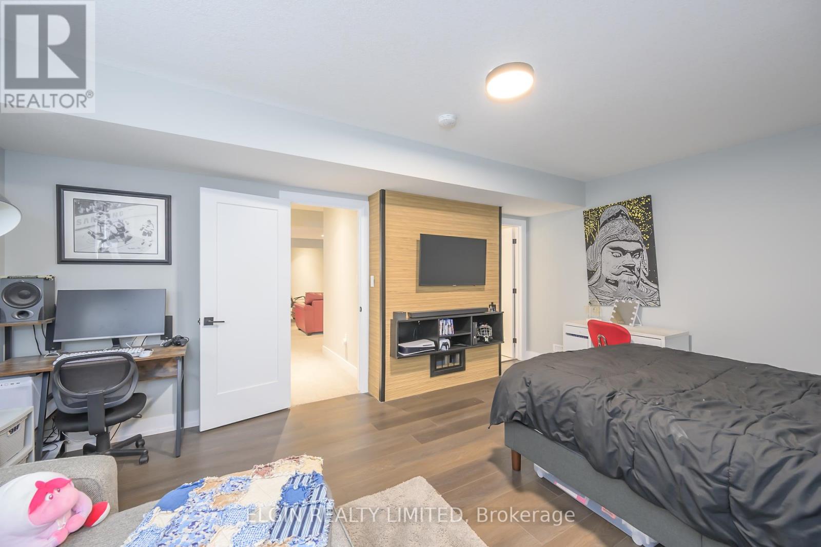 107 Optimist Drive, Southwold (Talbotville), Ontario  N5P 0G2 - Photo 47 - X12209131