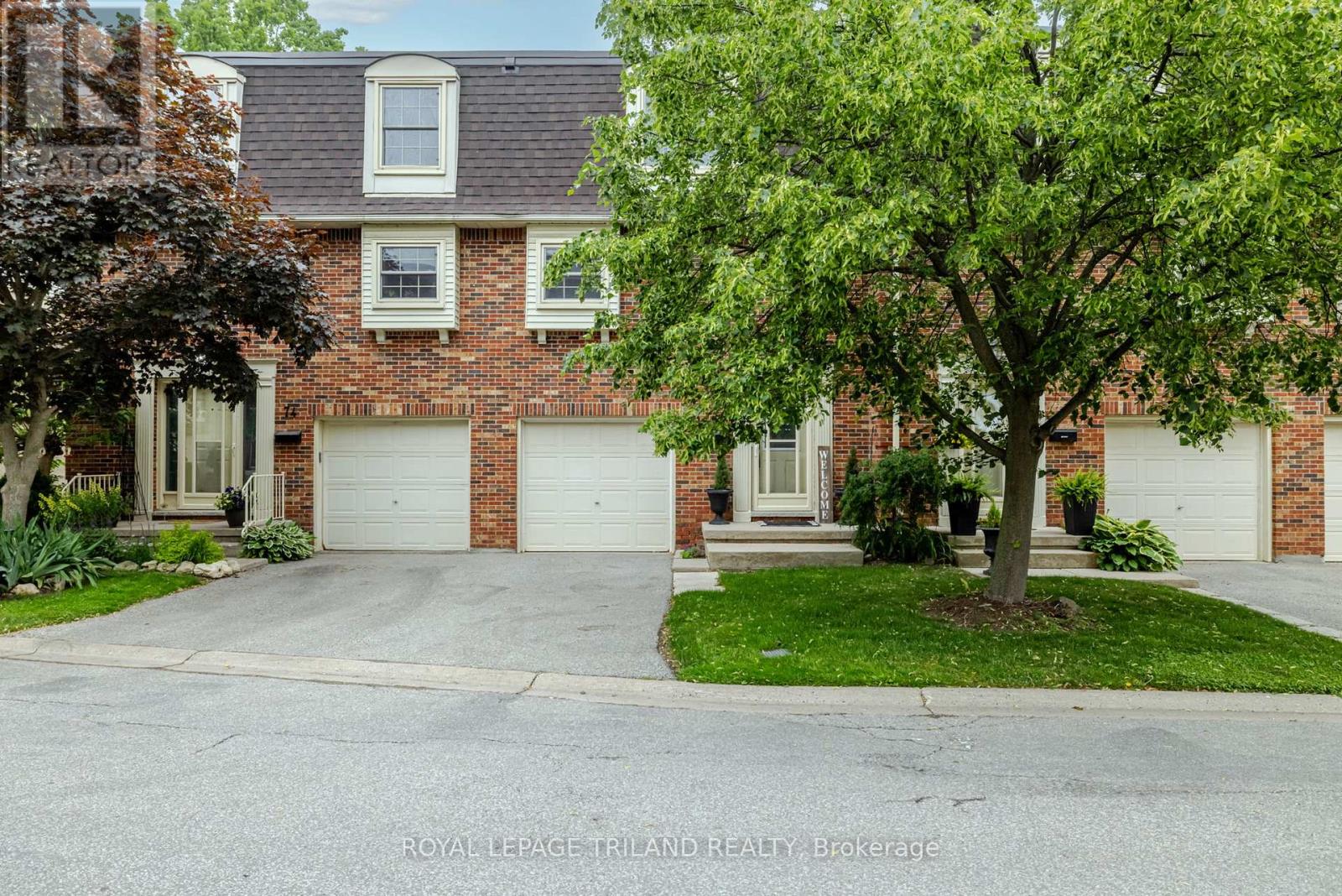 76 - 900 Pond View Road, London South (South T), Ontario  N5Z 4L7 - Photo 2 - X12209136