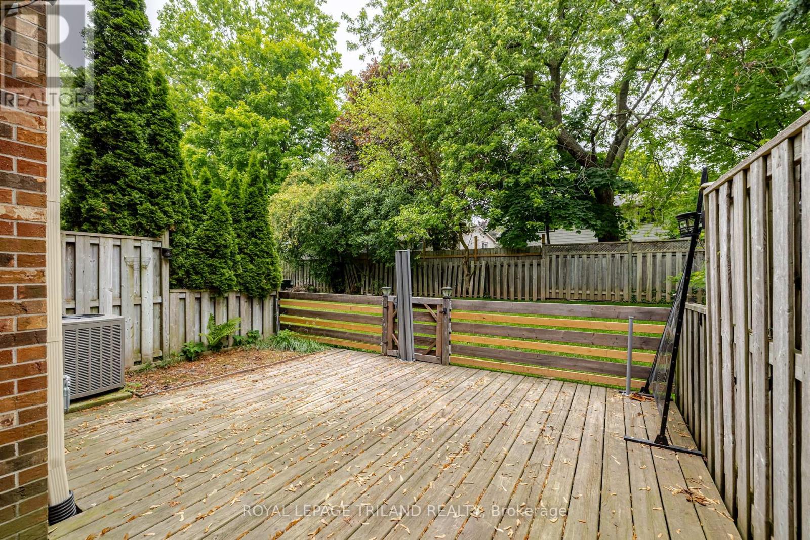 76 - 900 Pond View Road, London South (South T), Ontario  N5Z 4L7 - Photo 33 - X12209136