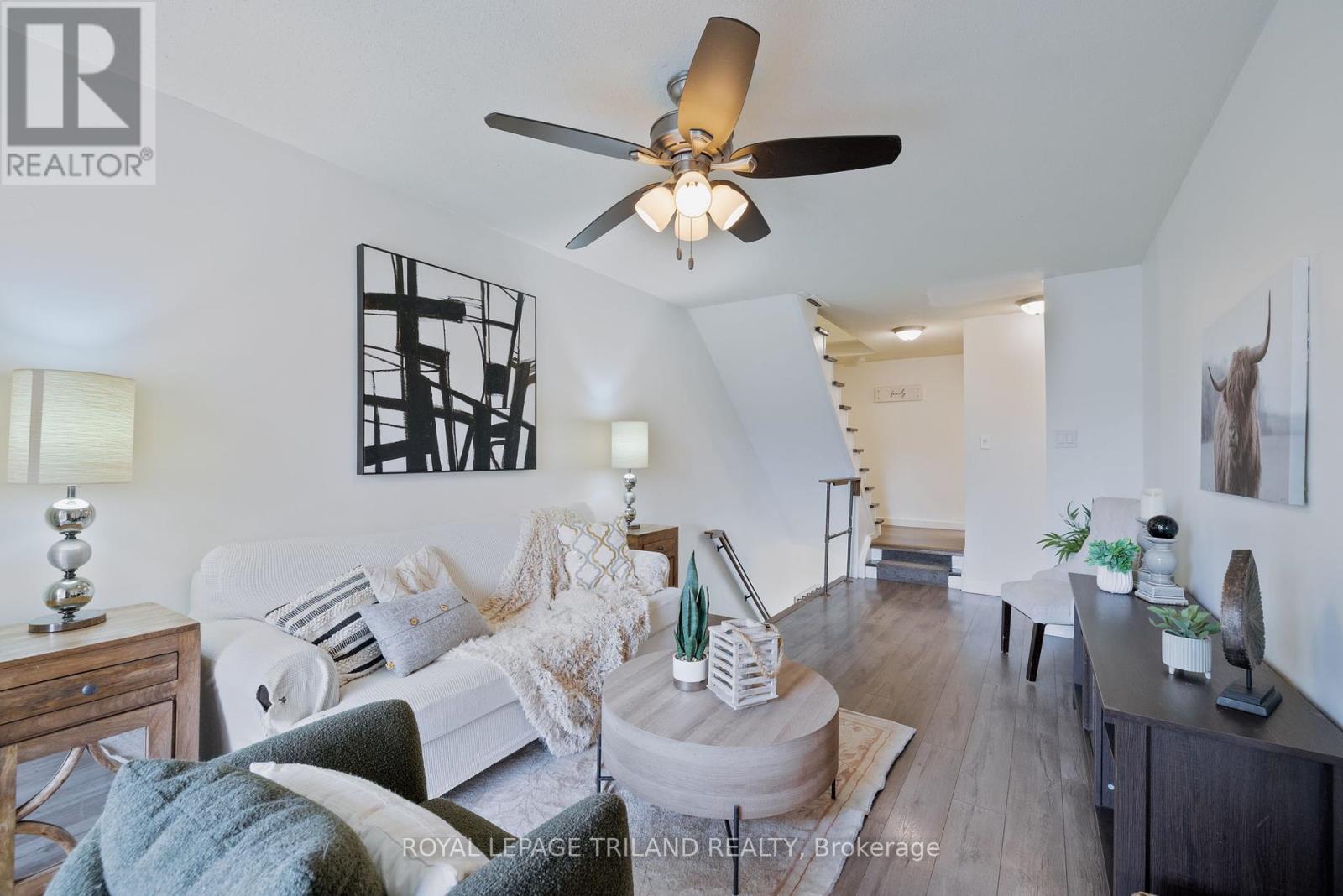 76 - 900 Pond View Road, London South (South T), Ontario  N5Z 4L7 - Photo 6 - X12209136
