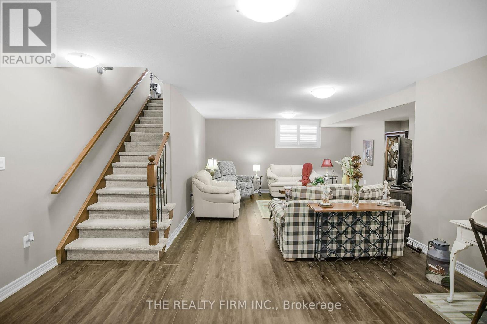 364 Darcy Drive E, Strathroy-Caradoc (Ne), Ontario  N7G 0A1 - Photo 29 - X12209178