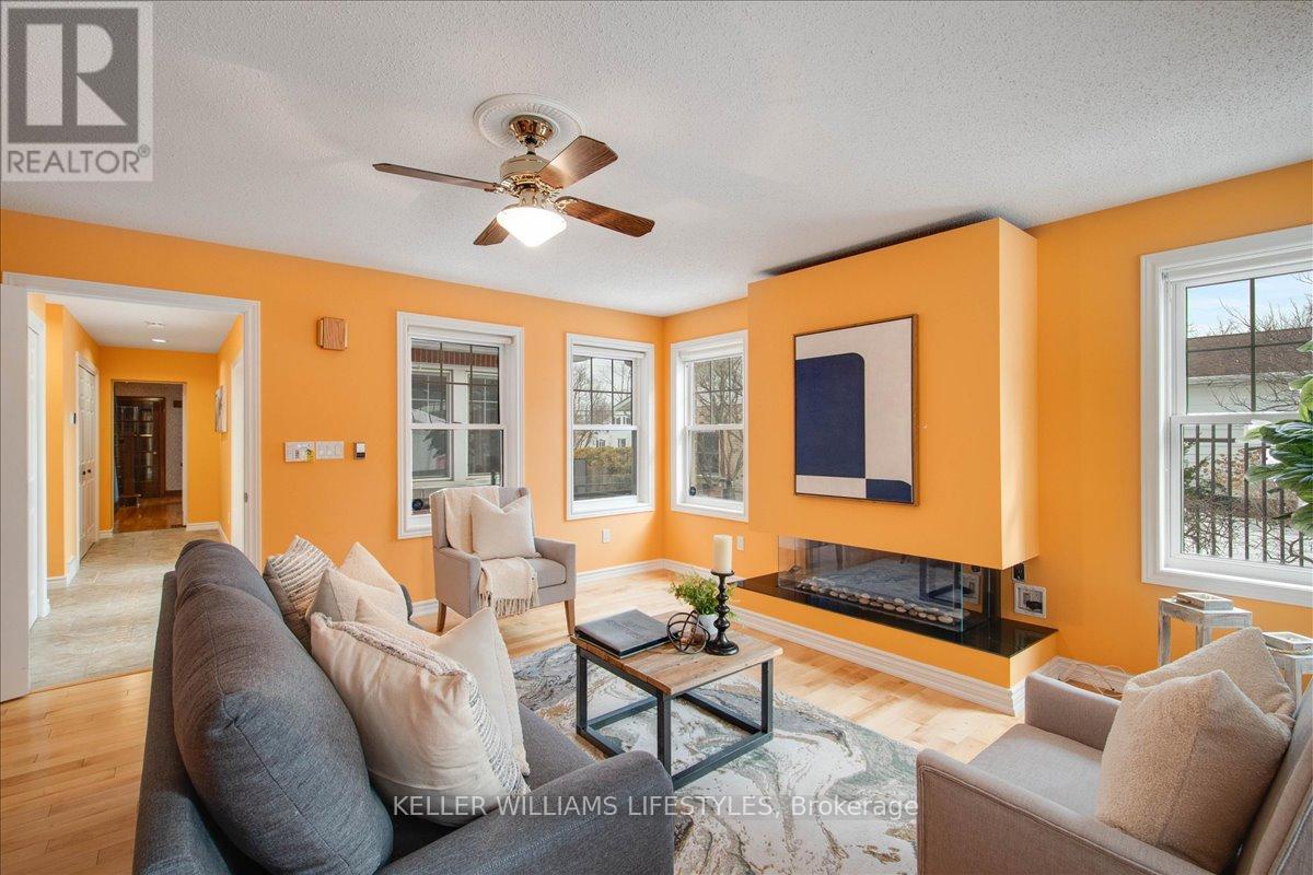 24 Main Street S, Lambton Shores, Ontario  N0N 1J0 - Photo 4 - X12209222