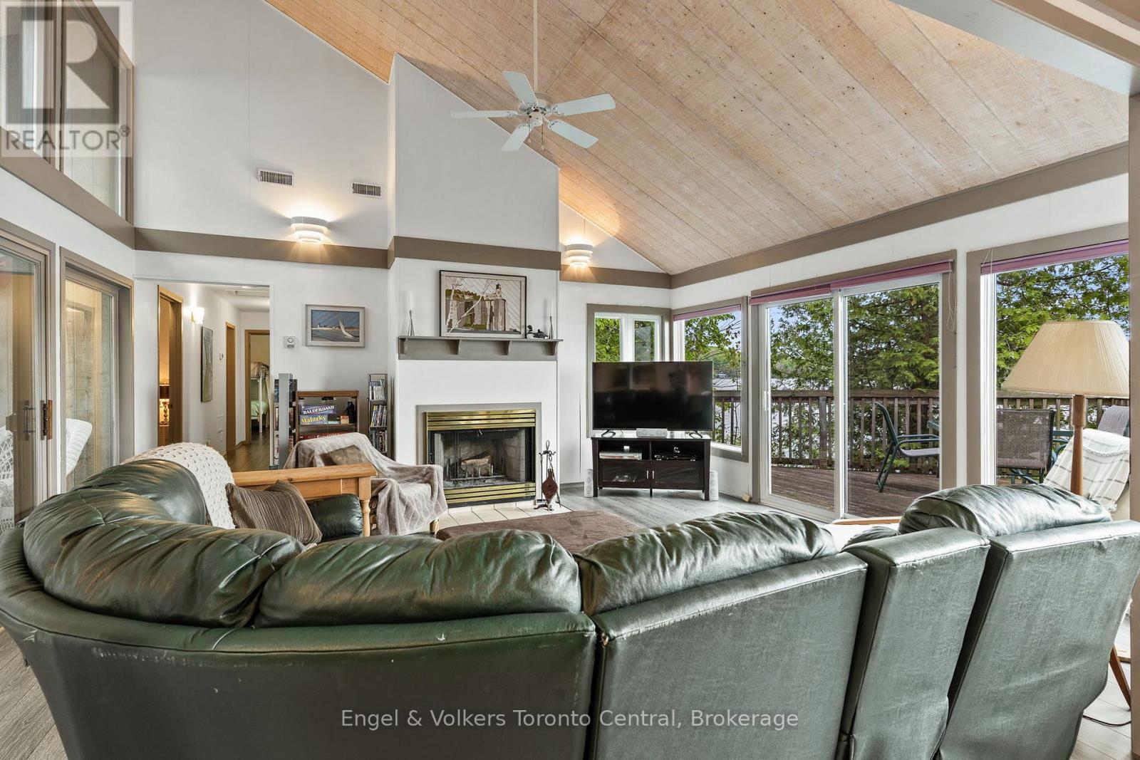 14 Victoria Island, South Bruce Peninsula, Ontario  N0H 1H0 - Photo 21 - X12168970