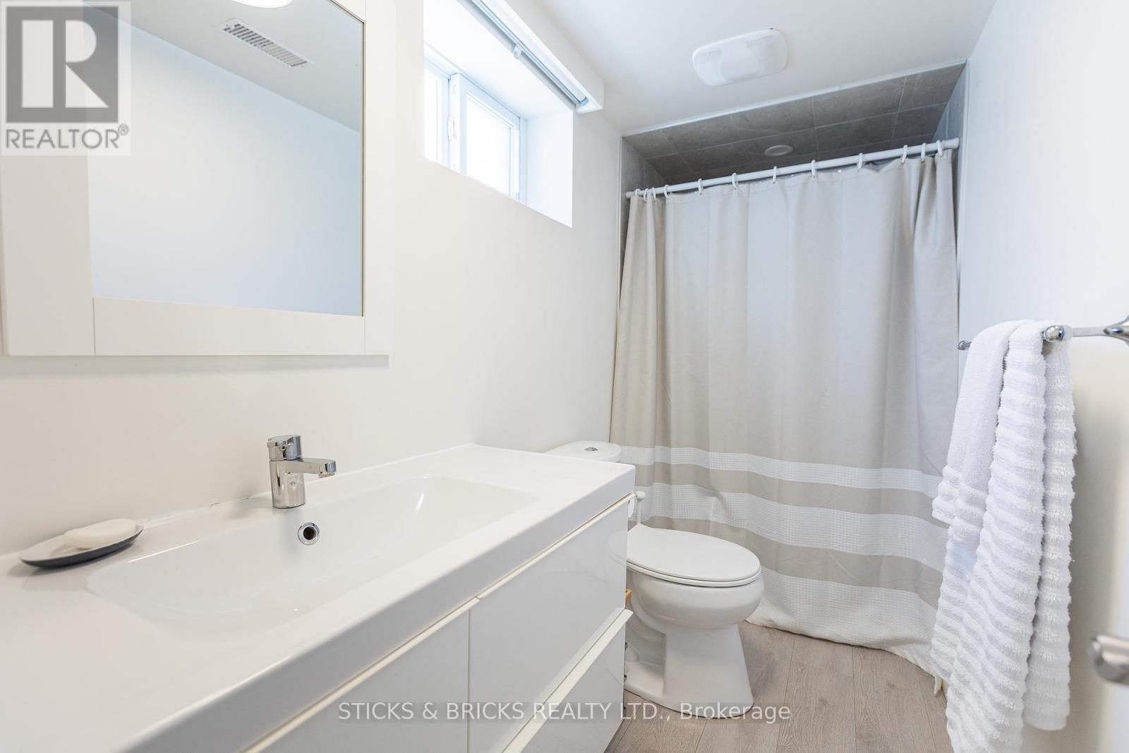 91 Elgin Street, Thorold (Thorold Downtown), Ontario  L2V 3B8 - Photo 25 - X12209011