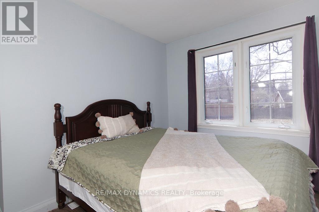 26 Beamer Avenue, St. Catharines (Bunting/linwell), Ontario  L2M 2L3 - Photo 18 - X12209124