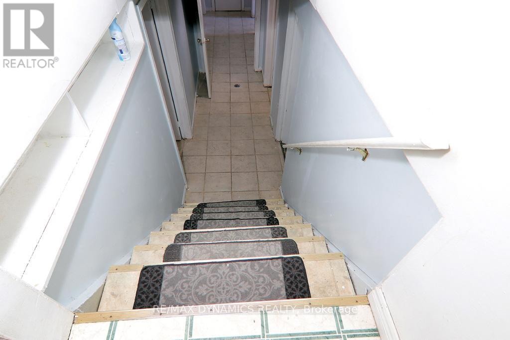 26 Beamer Avenue, St. Catharines (Bunting/linwell), Ontario  L2M 2L3 - Photo 22 - X12209124