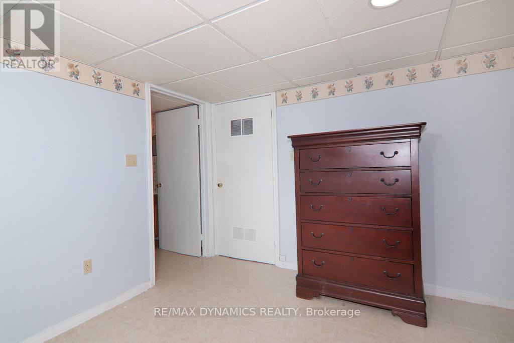 26 Beamer Avenue, St. Catharines (Bunting/linwell), Ontario  L2M 2L3 - Photo 25 - X12209124