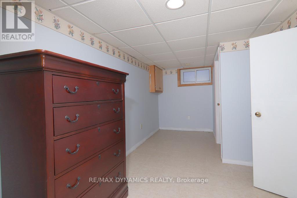 26 Beamer Avenue, St. Catharines (Bunting/linwell), Ontario  L2M 2L3 - Photo 26 - X12209124