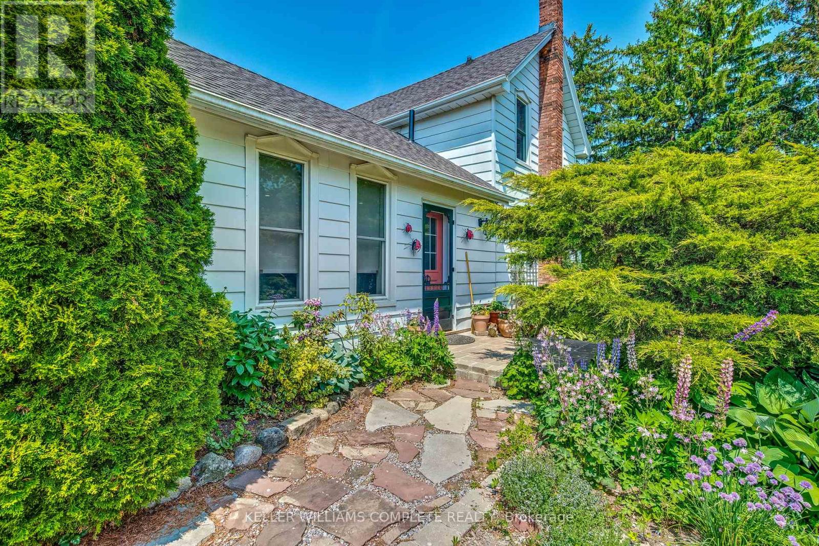 519 Queenston Road, Niagara-On-The-Lake (Rural), Ontario  L0S 1J0 - Photo 4 - X12209157