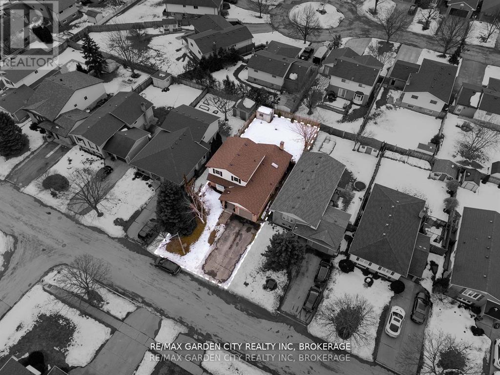 11 Vintage Crescent, St. Catharines (Ridley), Ontario  L2S 3C1 - Photo 42 - X12209168