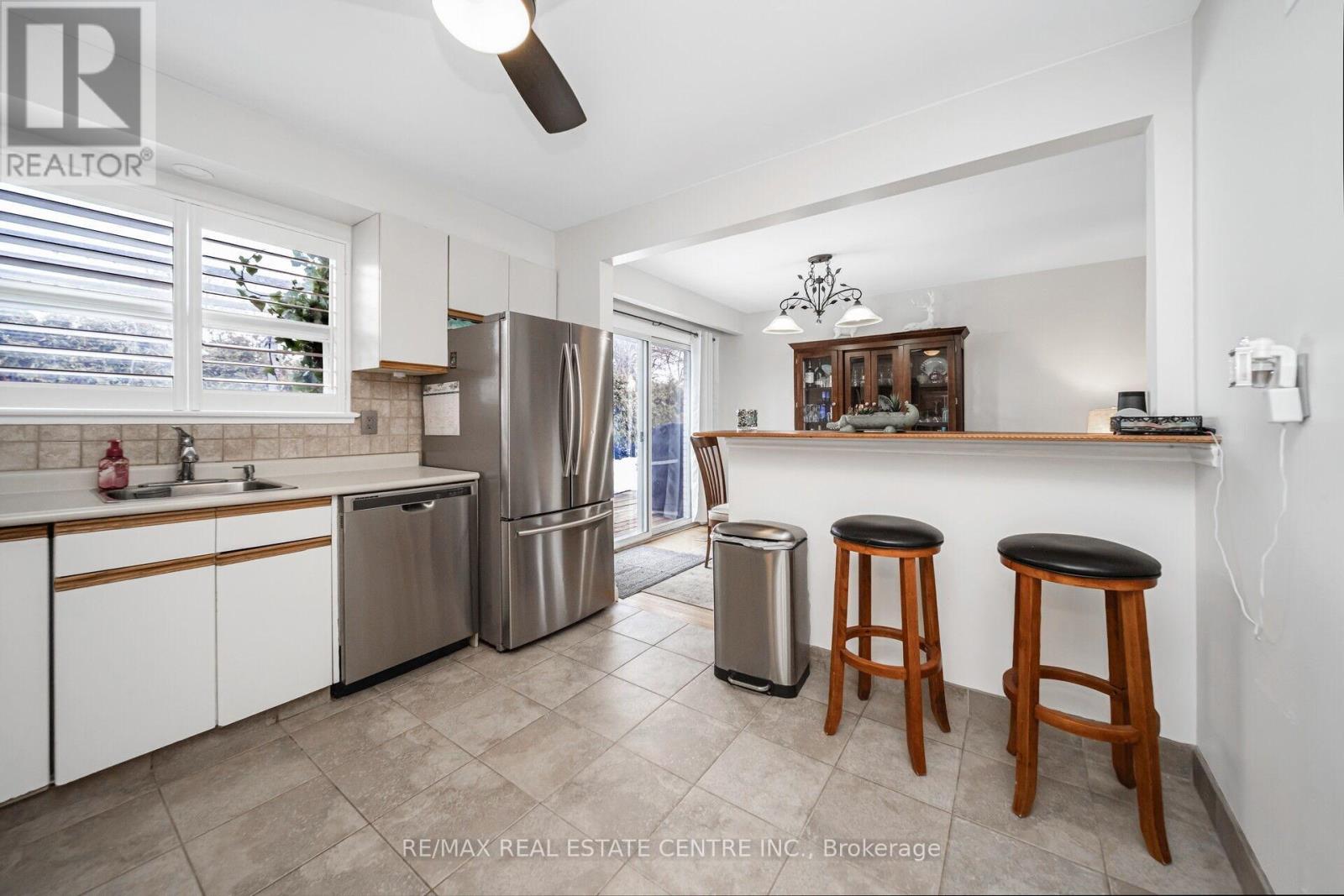 2 Chesterfield Road, Brampton, Ontario  L6W 1K9 - Photo 15 - W12171278