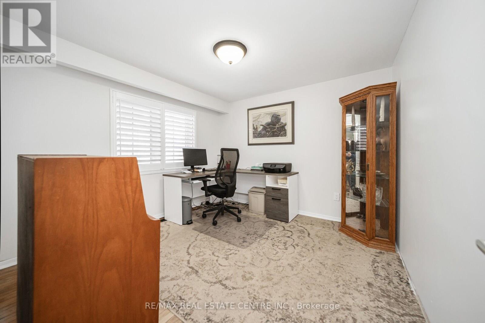 2 Chesterfield Road, Brampton, Ontario  L6W 1K9 - Photo 27 - W12171278