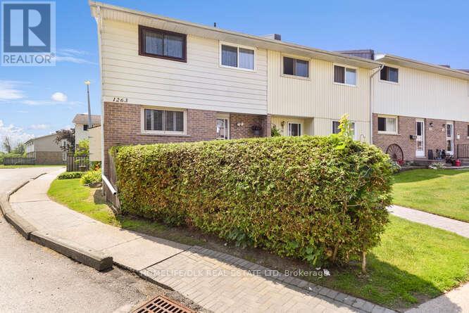 18 - 1263 Millwood Avenue, Brockville, Ontario  K6V 6J4 - Photo 2 - X12209070