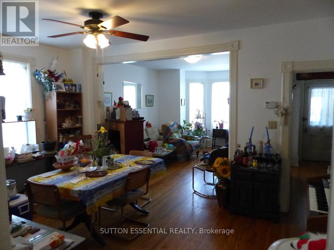 42 Mcgill Street N, Smiths Falls, Ontario  K7A 2J5 - Photo 29 - X12209088