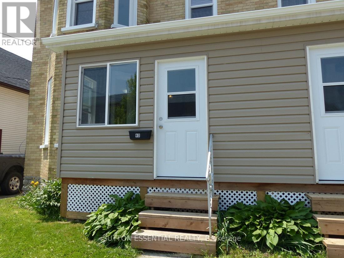 42 Mcgill Street N, Smiths Falls, Ontario  K7A 2J5 - Photo 4 - X12209088