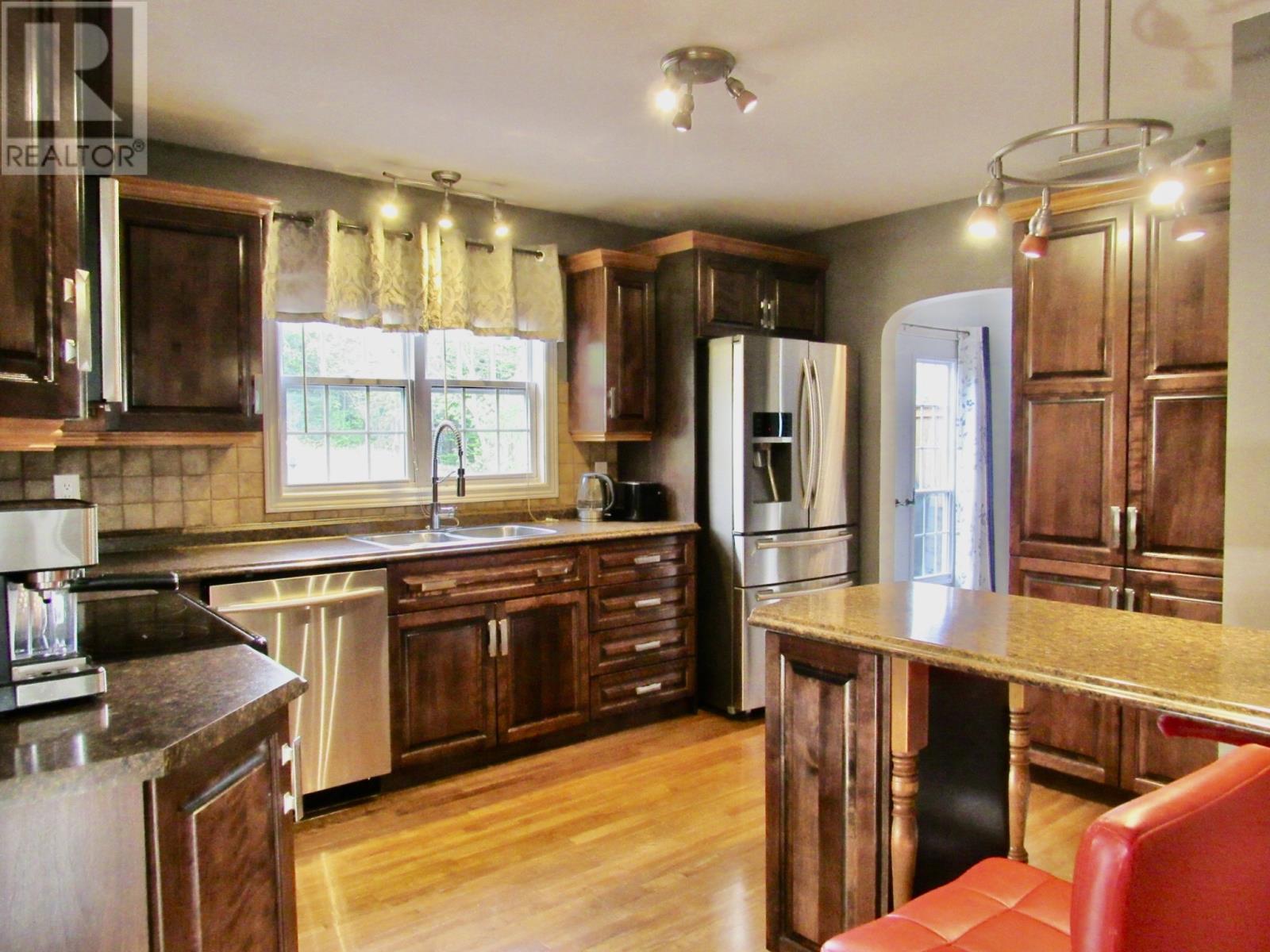 Property at 50 Windsor Street image 5