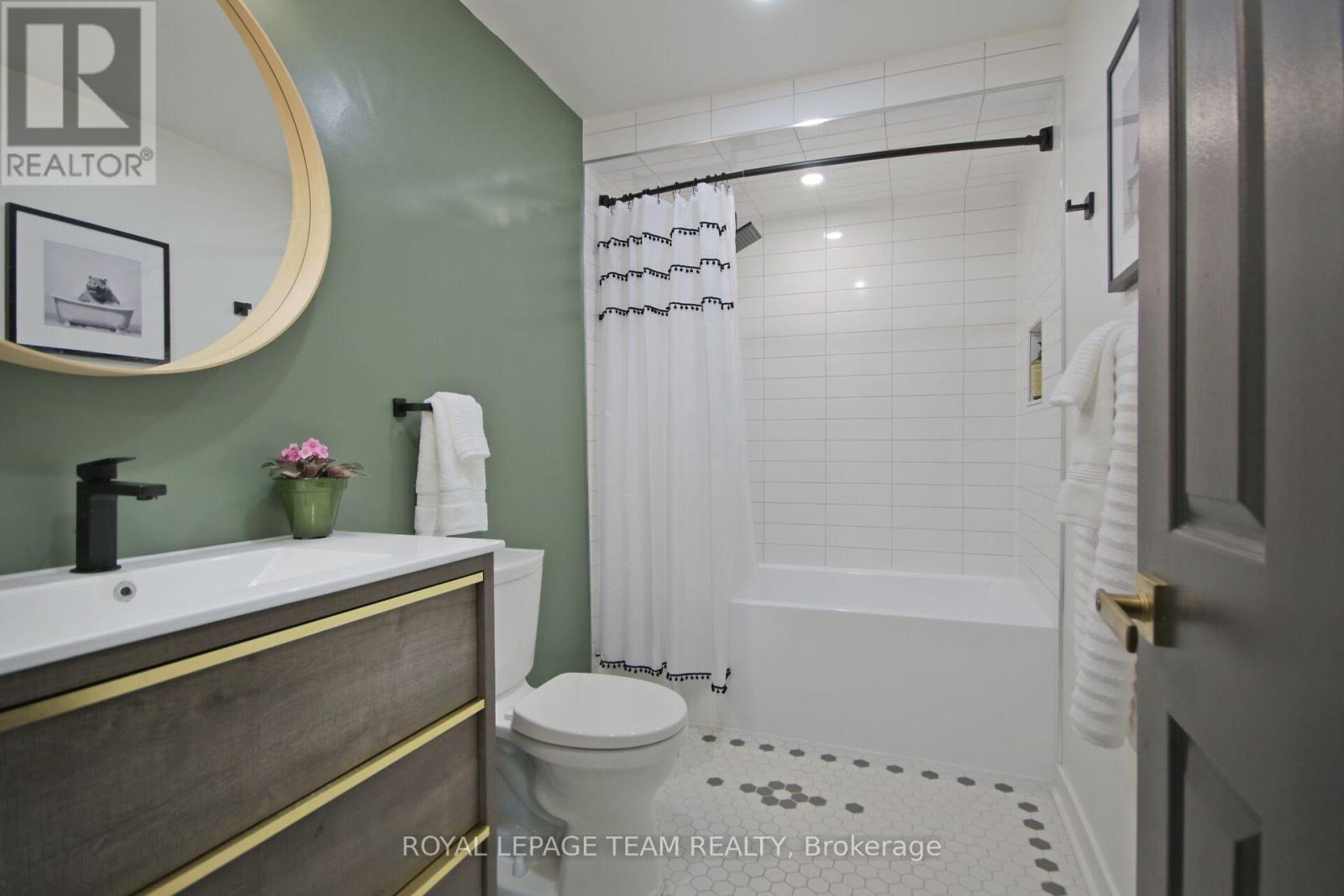 565 Westminster Avenue, Ottawa, Ontario  K2A 2V2 - Photo 28 - X12209141