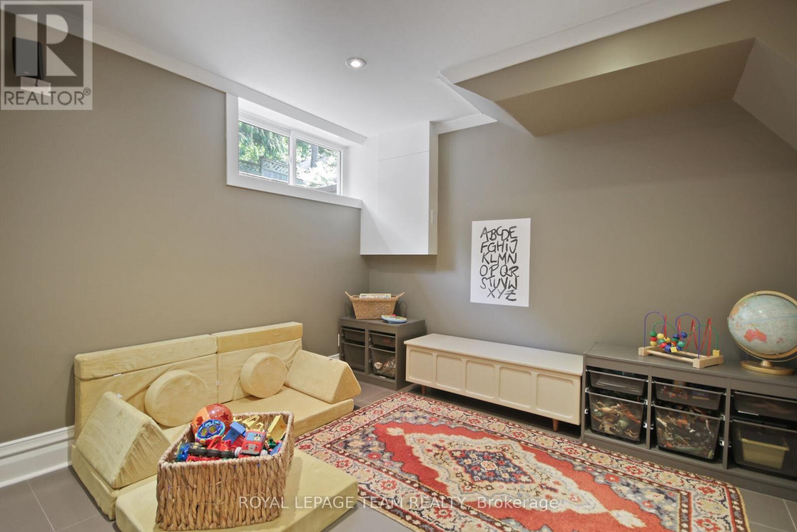 565 Westminster Avenue, Ottawa, Ontario  K2A 2V2 - Photo 37 - X12209141