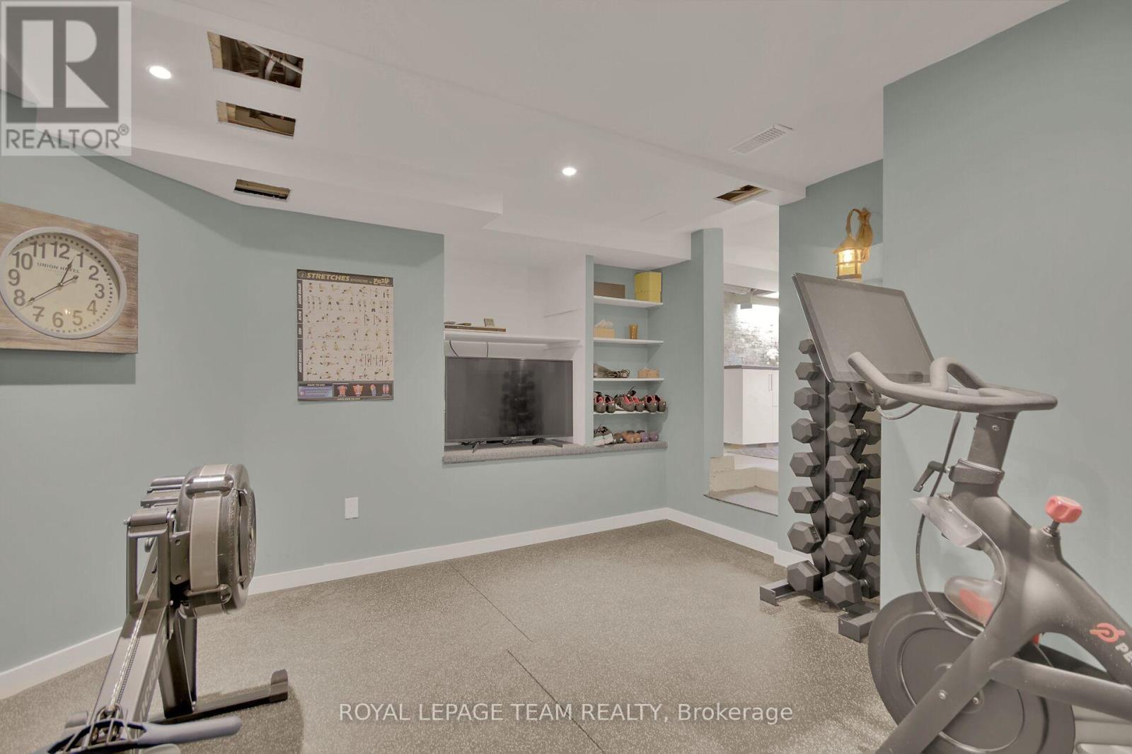 565 Westminster Avenue, Ottawa, Ontario  K2A 2V2 - Photo 41 - X12209141